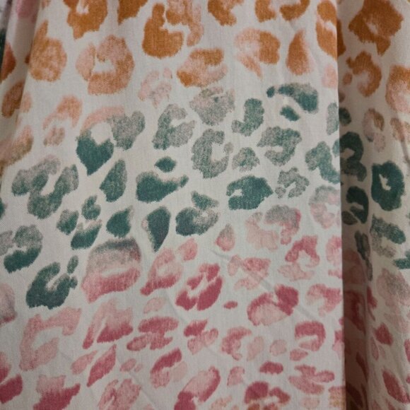 Entro NWOT Spotted Multi Button Top Colorful Leopard Print Oversized Lagonlook S - Picture 7 of 10